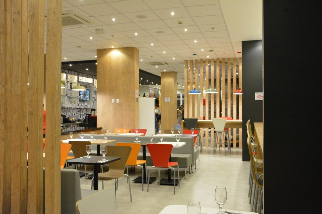 Ibis Jacarei Hotel Exterior photo